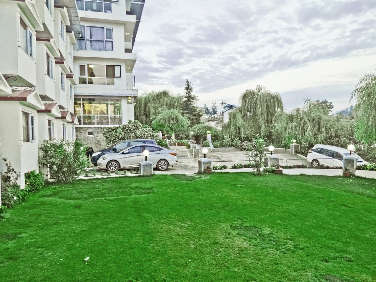 Royal Jardin Whistling Pines Resort Shimla Exterior foto