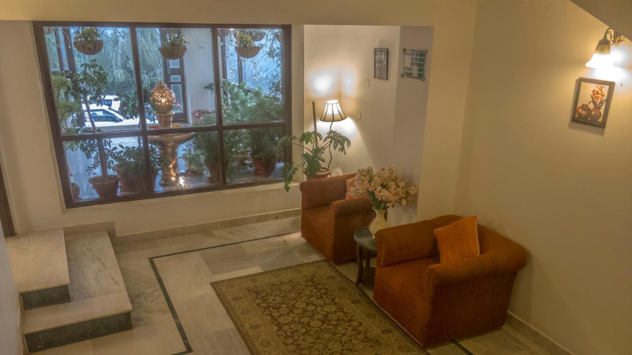 Royal Jardin Whistling Pines Resort Shimla Exterior foto